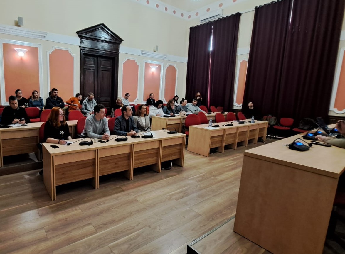 Consultare publică pentru „Modernizarea Pieței Cetății” – un proiect care sprijină creșterea calității vieții urbane Primăria Municipiului Deva a organizat astăzi, 9 ianuarie 