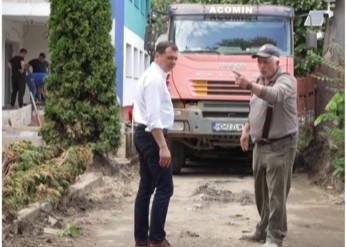 Construim un viitor mai bun pentru copiii Devei: Investiții europene în școlile și grădinițele din Deva