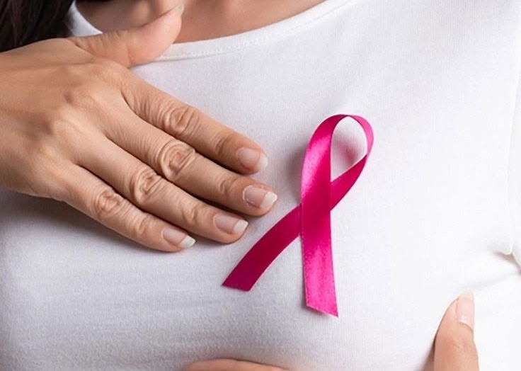 DAS Deva: „Octombrie Roz” – sesiuni de informare și educare a comunităților defavorizate pentru prevenirea cancerului de sân