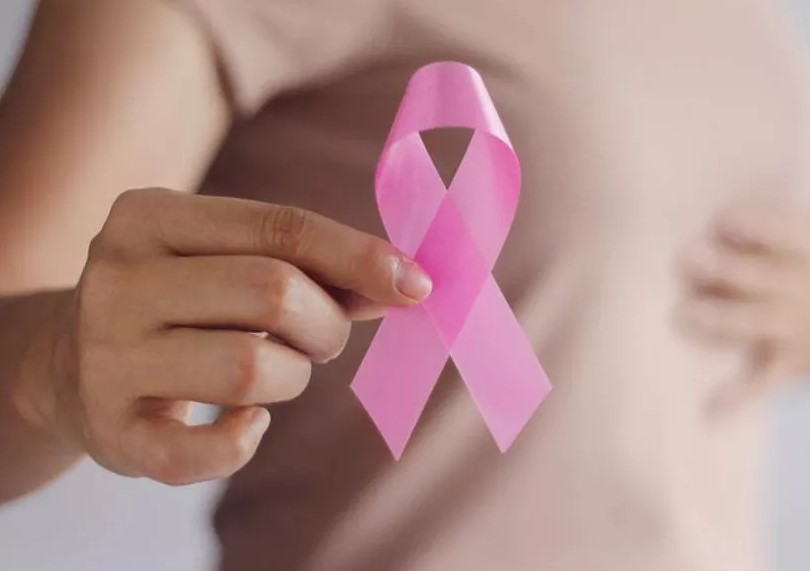 DAS Deva participă la campania de informare pentru prevenirea cancerului de sân