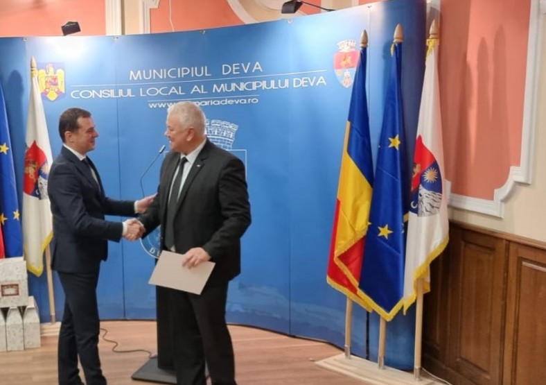 Schimbări în Consilul Local al Municipiului Deva: noii consilieri locali supleanți au depus jurământul