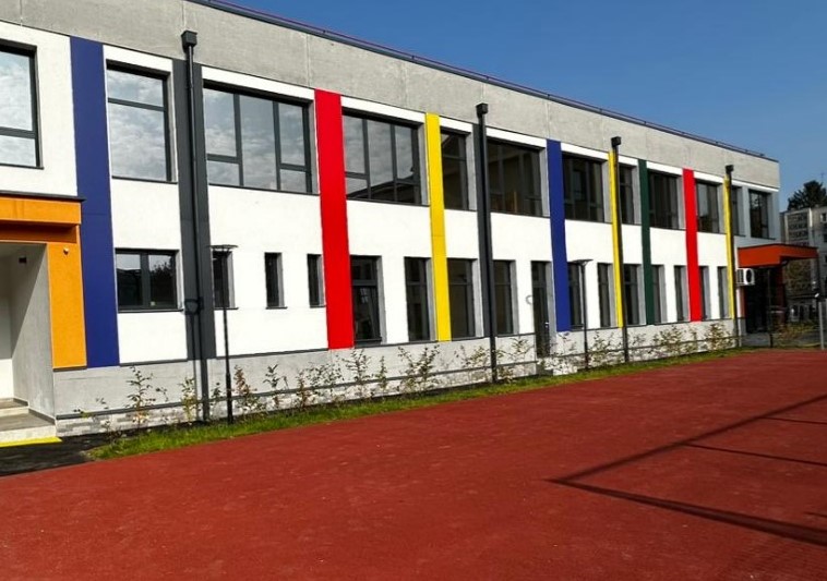 Copiii din Deva au o nouă ,,casă”: Grădinița ,,Andrei Șaguna” reabilitată și modernizată
