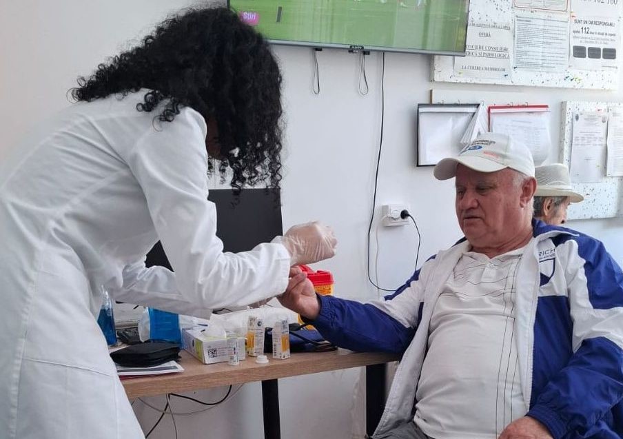 Testări medicale gratuite, de Ziua Mondială de Luptă împotriva Hipertensiunii Arteriale