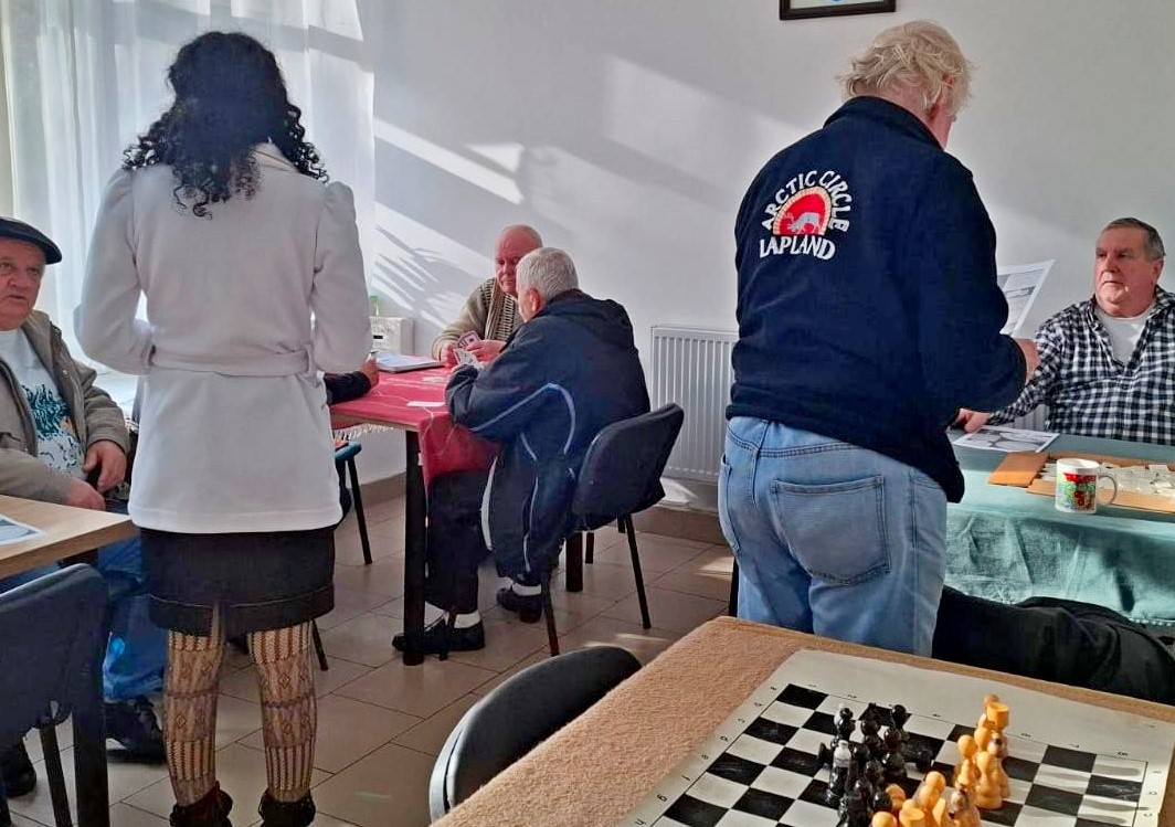 Clubul Seniorilor Deva: Testări medicale gratuite și recomandări pentru prevenirea gripei