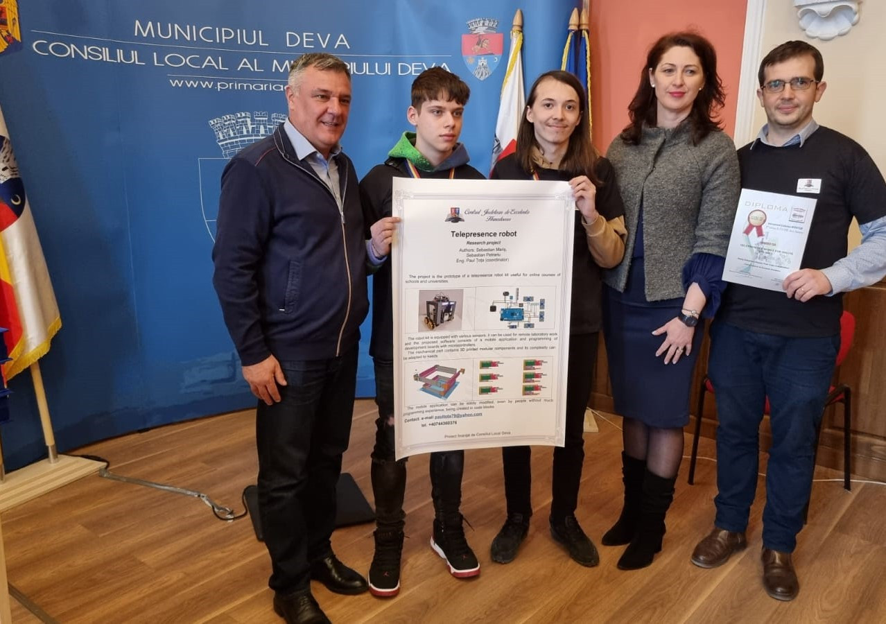 Elevii din Deva vor reprezenta România la Salonul Internațional pentru Tineret Exporecerca de la Barcelona – Spania