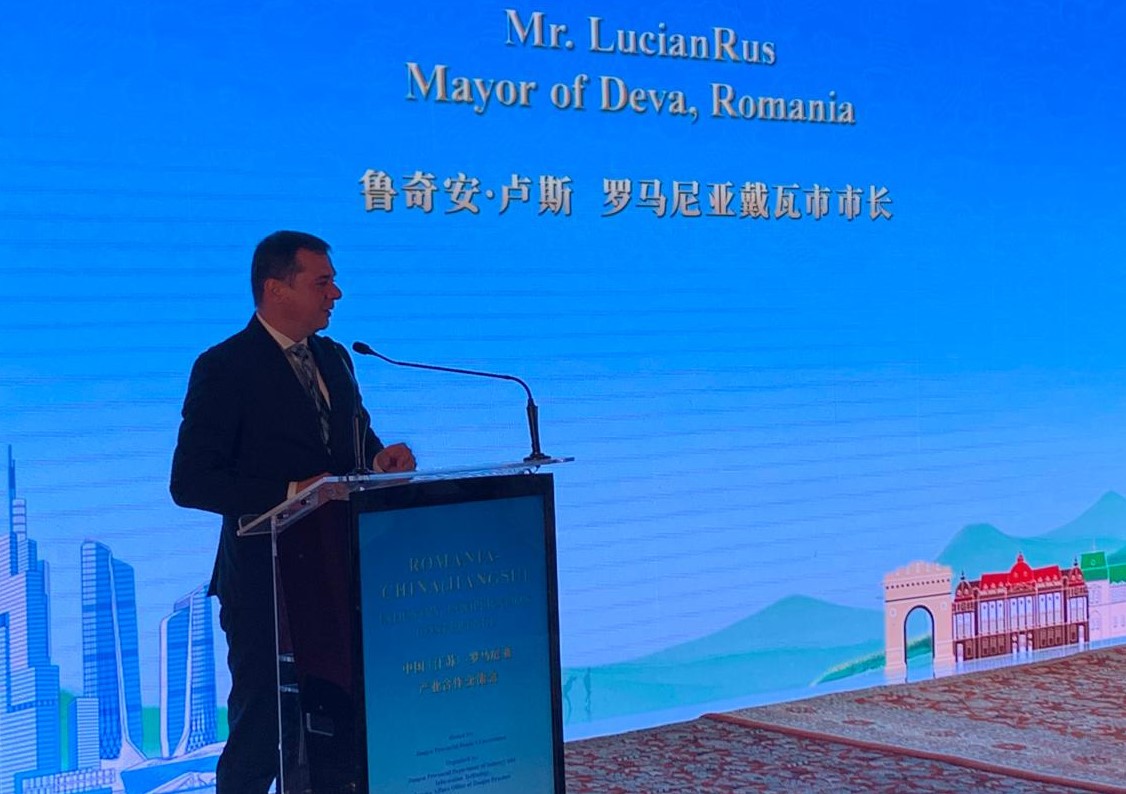 Deva – Destinație strategică pentru investiții: Primarul Lucian Ioan Rus a promovat oportunitățile municipiului în cadrul Forumului România–Jiangsu