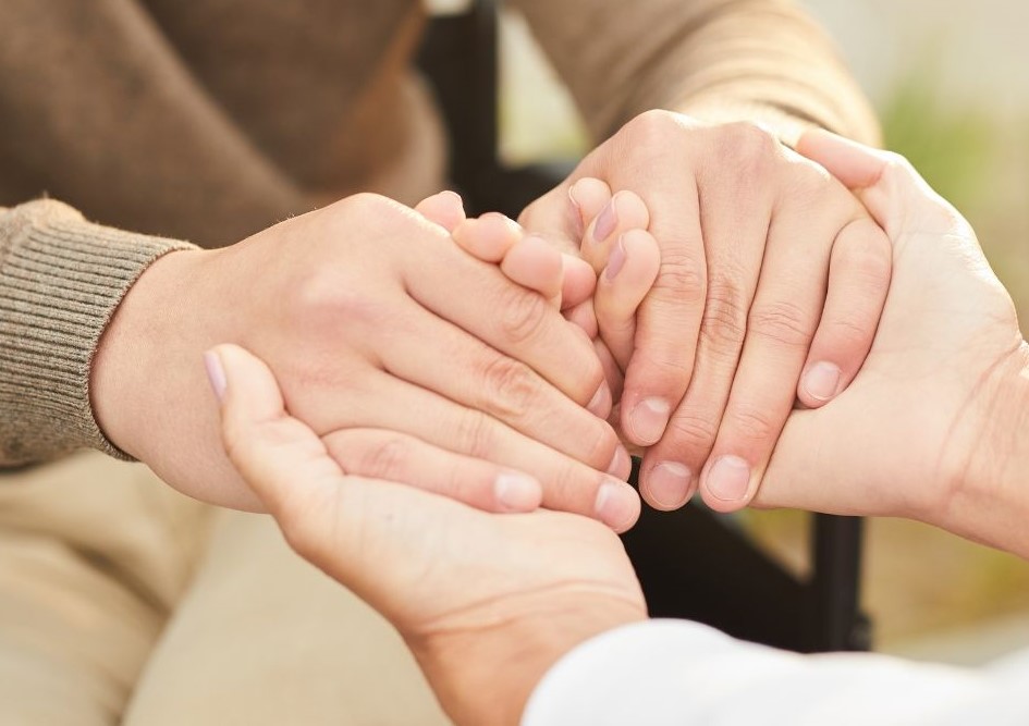 DAS Deva: Servicii gratuite de îngrijire la domiciliu - pentru adulții cu dizabilități