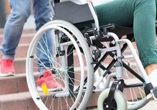 DAS Deva: Aproape 700 de persoane cu dizabilități primesc indemnizația pentru luna august 2026