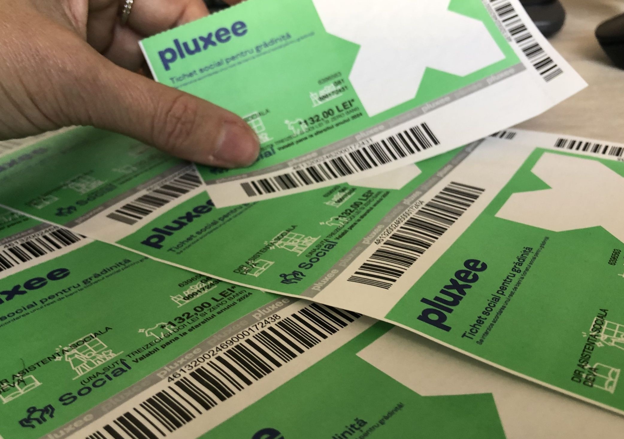 DAS Deva distribuie tichetele sociale pentru grădiniţă