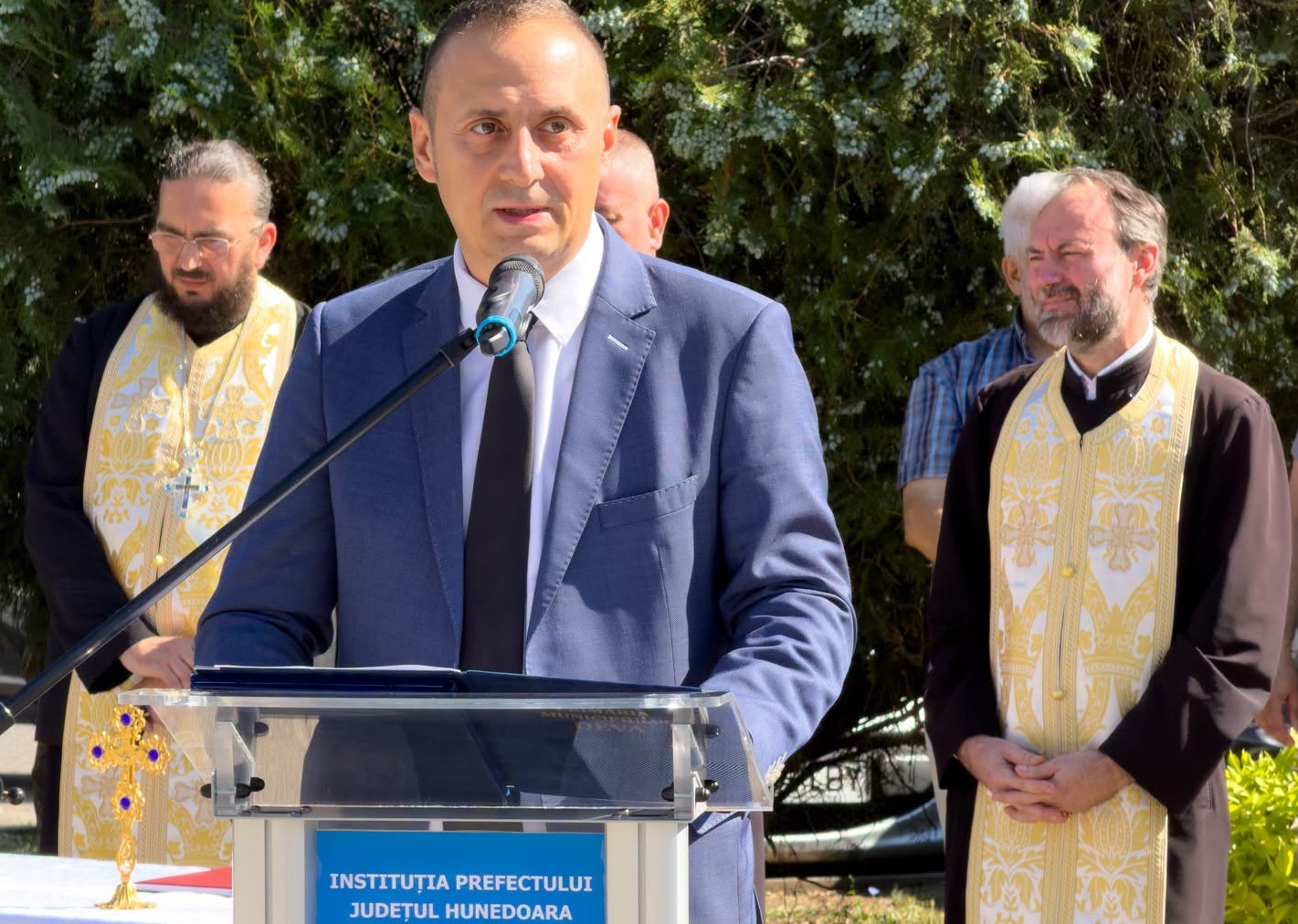 Ceremonie dedicată Zilei Imnulul Național al României, la Deva: Respect și prețuire pentru simbolurile naționale