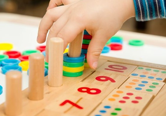 Tichete sociale pentru grădiniță. În ce condiții se acordă și cine beneficiază de stimulentul educațional