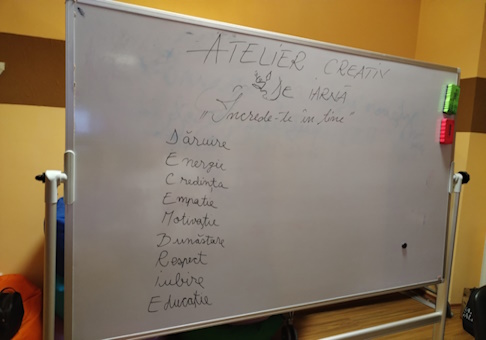 Atelier creativ de iarnă „Încrede-te în tine!” – un pas important în promovarea incluziunii sociale și educației pentru tineri