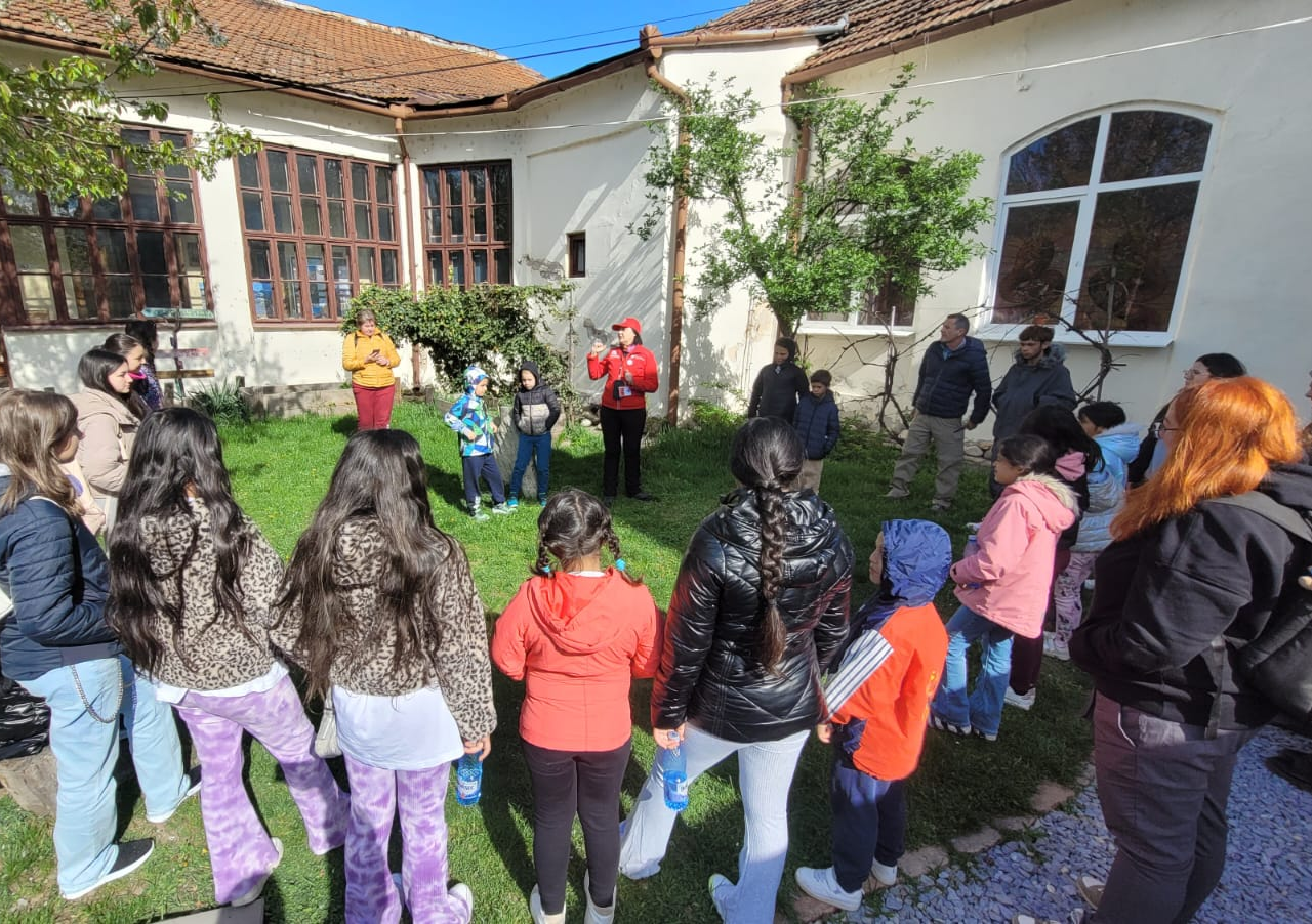 Primăria Municipiului Deva a marcat Ziua Internațională a Romilor printr-o acțiune educațională și de incluziune 