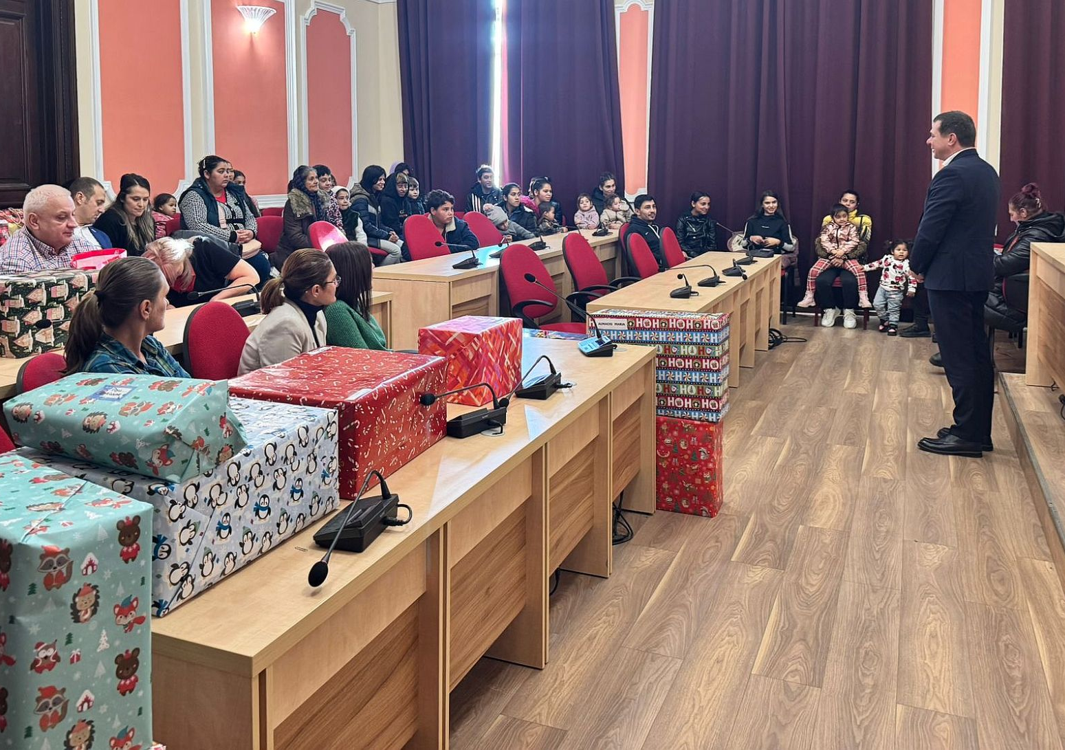 Îmbrăcăminte și încălțăminte de iarnă pentru copiii defavorizați