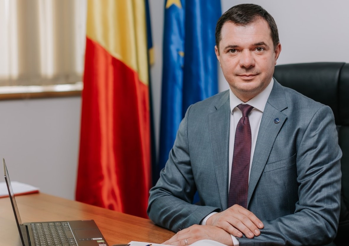 Educația este puterea unei comunități – administrația publică locală investește în tineri și în parteneriate durabile