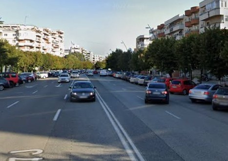 Lucrările de igienizare și trasare a locurilor de parcare în municipiul Deva continuă