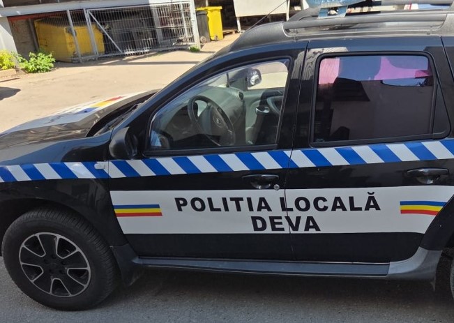 Peste 200 de sancțiuni, sute de sesizări soluționate și sprijin în anchete penale – bilanțul Poliției Locale Deva pentru luna iulie 2026