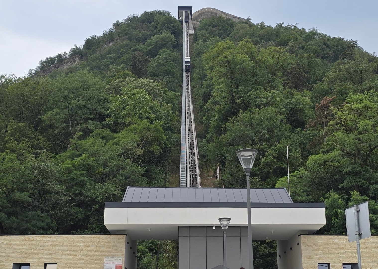Revizie tehnică la Telecabina care asigură accesul pe Cetatea Deva