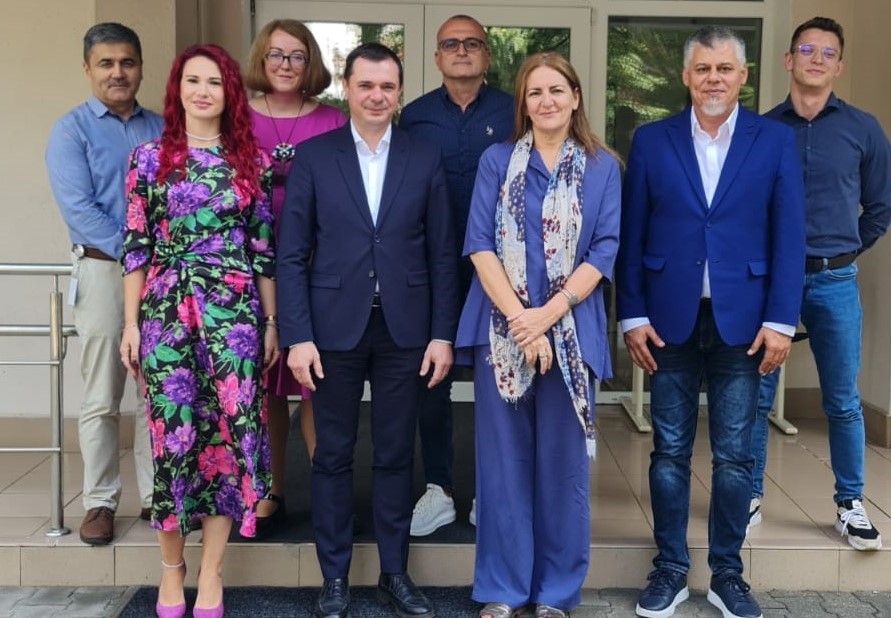 Administrația publică locală deveană continuă împreună cu UNICEF, implementarea inițiativei pentru promovarea drepturilor copilului și crearea unui mediu mai prietenos pentru cei mici