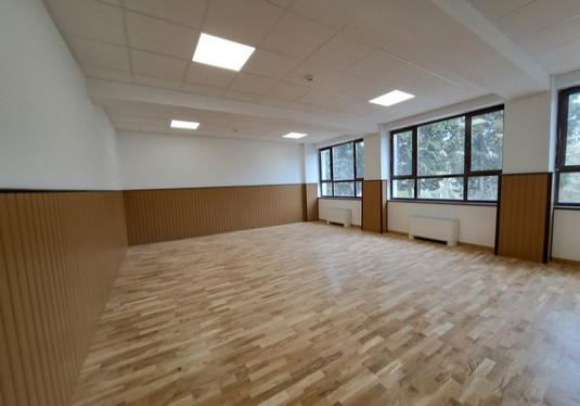 Cu bani europeni și de la bugetul local, administrația publică locală modernizează școlile din municipiul Deva