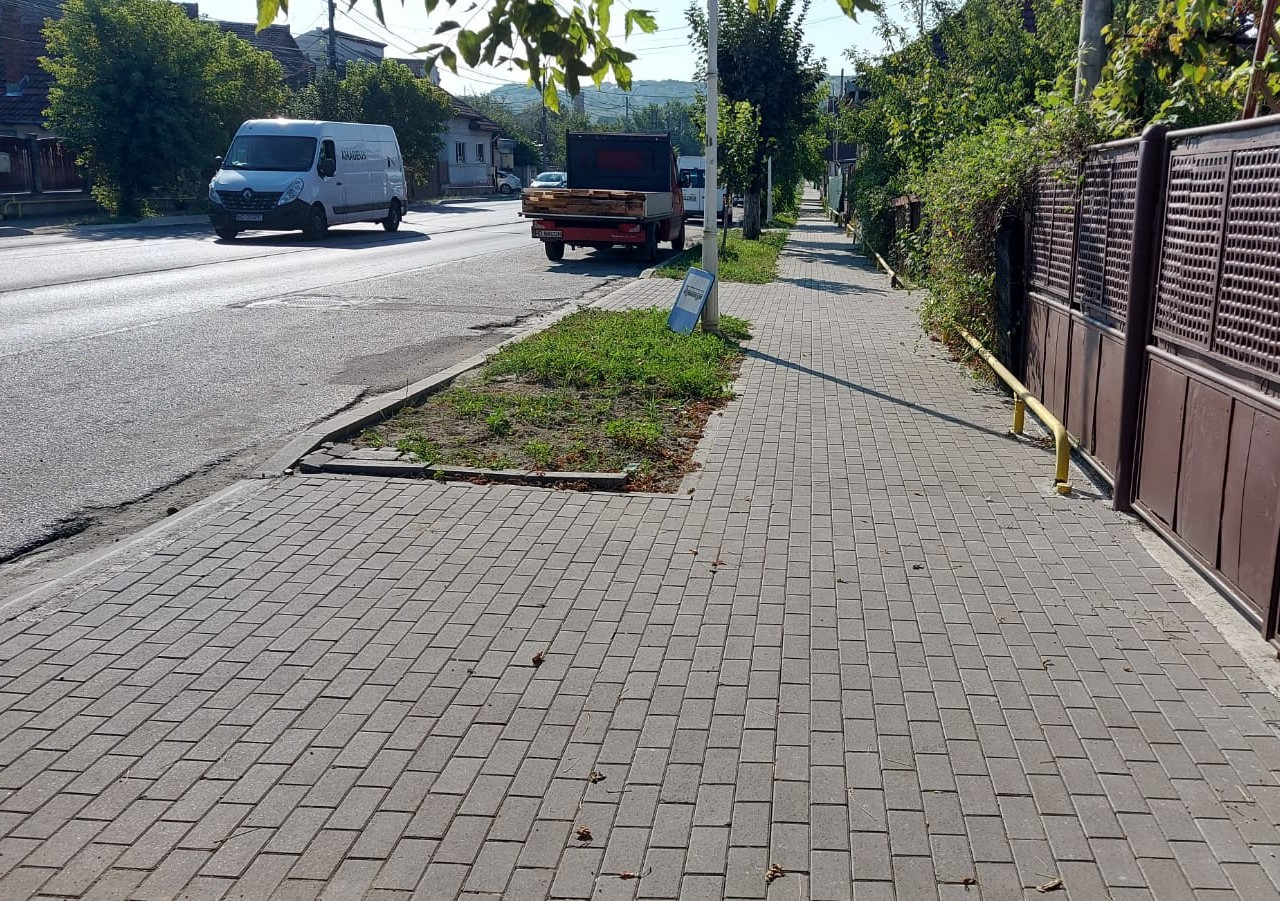 A fost finalizată investiția de modernizare a trotuarelor de pe Bulevardul 22 Decembrie din Deva